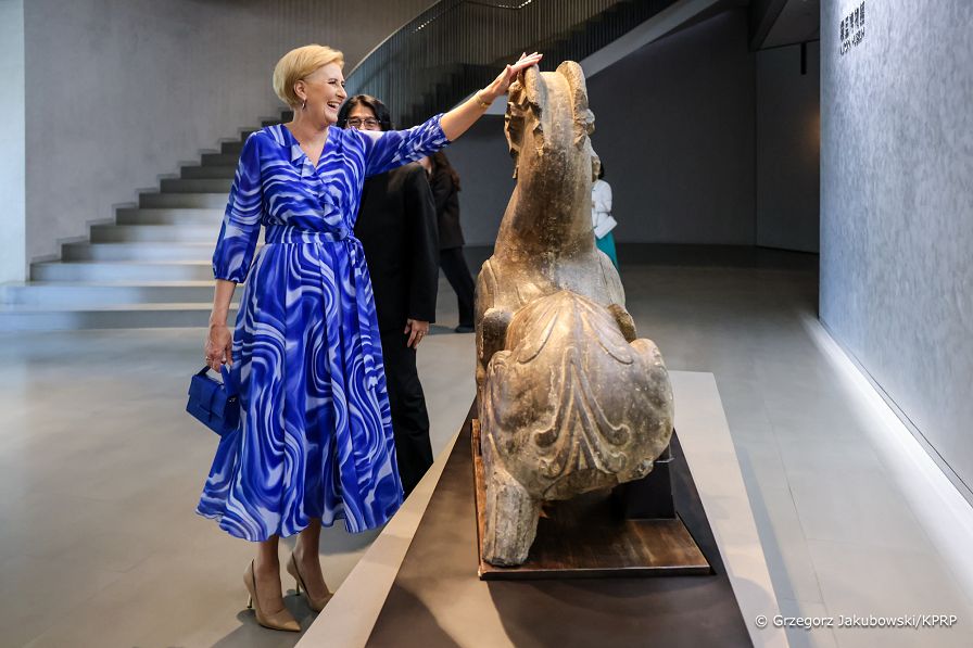 009_Agata_Kornhauser_Duda_Muzeum_Aurora_Szanghaj_20240626_GJB_8782.jpg