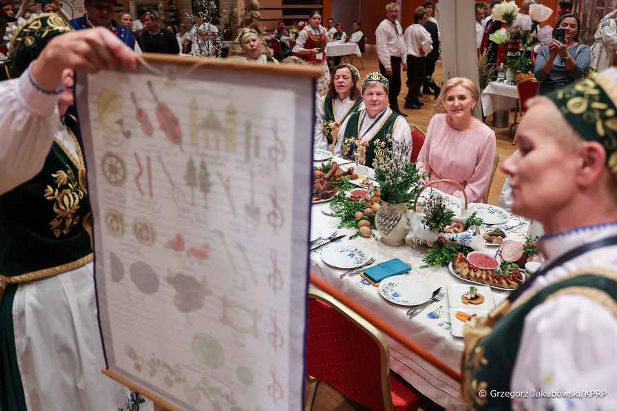 020_Agata_Kornhauser_Duda_Final_Konkursu_Kol_Gospodyn_Wiejskich_Otrebusy_20240629_GJB_3026.jpg