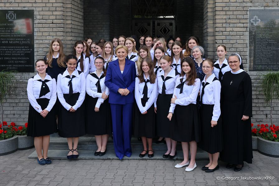 025_Agata_Kornhauser_Duda_Szkola_Siostr_Nazaretanek_Warszawa_20240606_1S5A7024.jpg