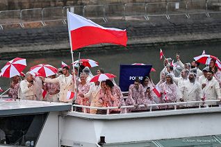 002_Polska_Reprezentacja_Olimpijska_ceremonia_otwarcia_XXXIII_Letnich_Igrzysk_Olimpijskich_Paryz_2024_20240726_pap_20240726_1YC.jpg