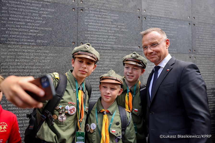 015_PAD_Muzeum_Powstania_Warszawskiego_odznaczenia_20240730_LB_13238.jpg.JPG