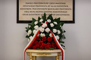 001_Wieniec_miesiecznica_katasrofy_Smolenskiej_20240809_PK1_5685.jpg