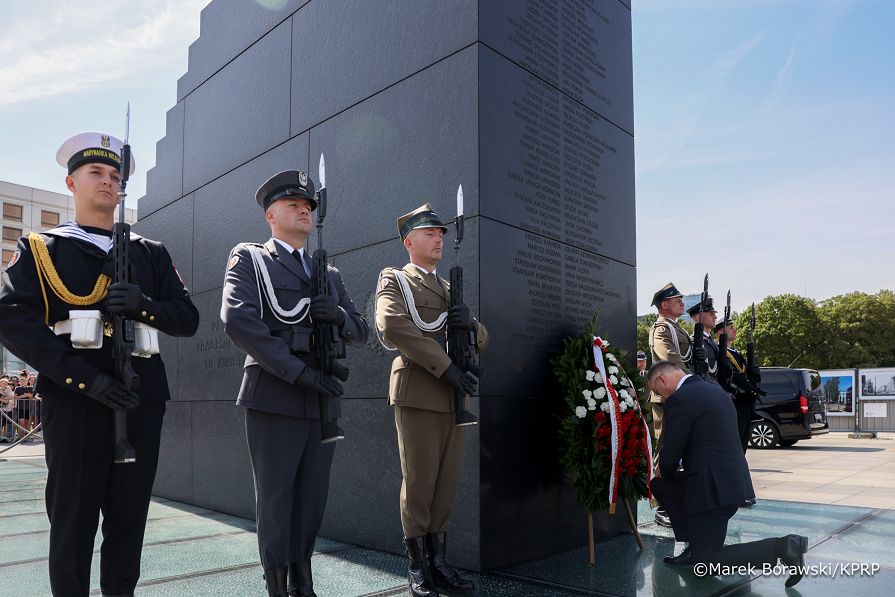 005_PAD_święto_wojska_polskiego_uroczysta_zmiana_warty_20240815_MB1_4515.jpg.JPG