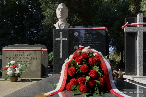 002_wieniec_powązki_Gajcy_20240816_MB1_5623.jpg.JPG