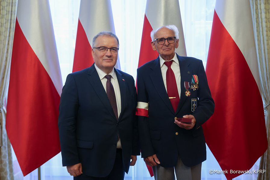 003_MAD_Wojciech_Narkiewicz_Złoty_Krzyż_Zasługi_MB2_7542.jpg.JPG