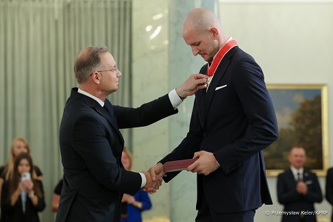 01_Andrzej_Duda_odznaczenia_olimpijczycy _20240909_006_PK2_3208.jpg.jpg