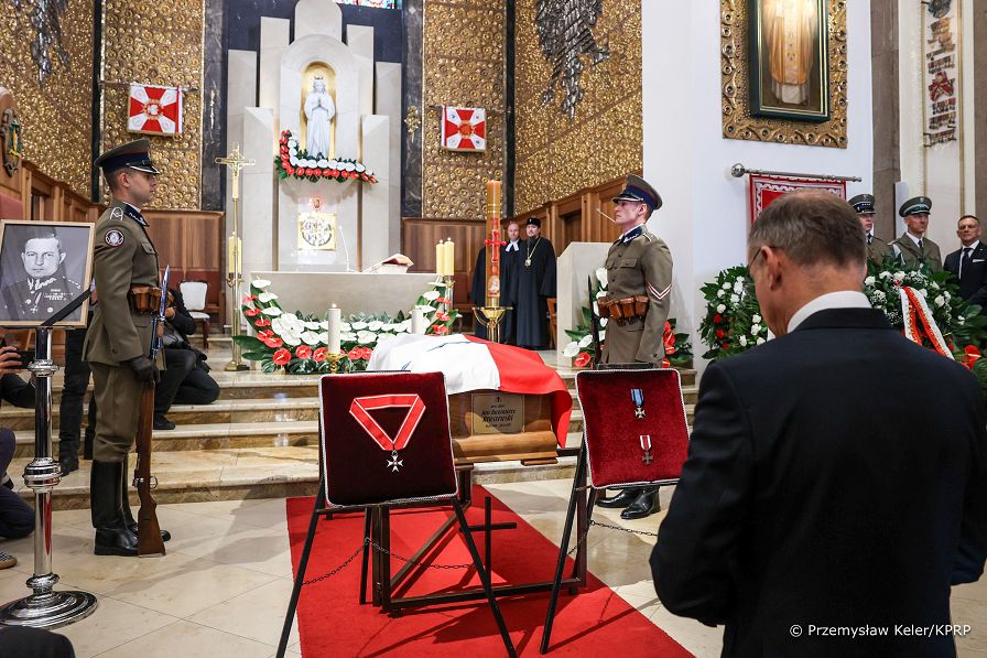 001_PAD_pogrzeb_gen_bryg_Kazimierza_Kruszewskiego_20240912_PK1_7421_1.jpg