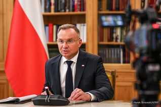 001_PAD_posiedzenie_on_line_Rady_ds_Samorzadu_NRR_Sytuacja_powodziowa_20240917_MB2_1646.jpg