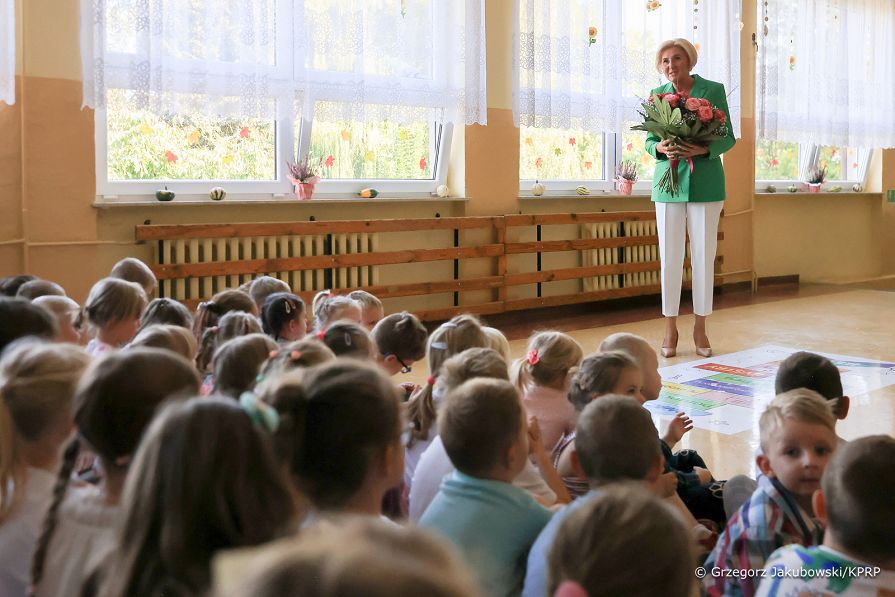 06_Agata_Kornhauser_Duda_Szkola_Nowa_Wies_20240920_GJA_1842.jpg