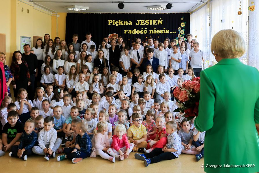 08_Agata_Kornhauser_Duda_Szkola_Nowa_Wies_20240920_GJA_1827.jpg