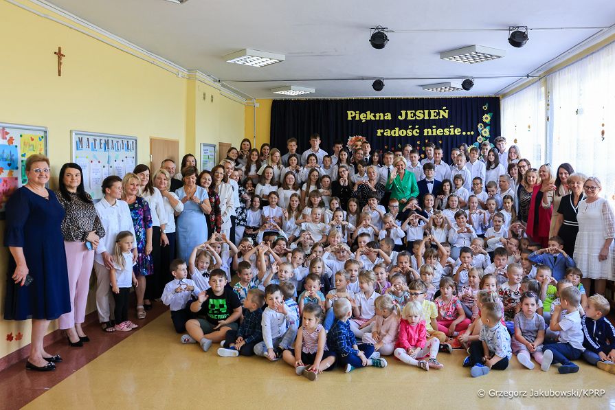 12_Agata_Kornhauser_Duda_Szkola_Nowa_Wies_20240920_GJA_2023.jpg