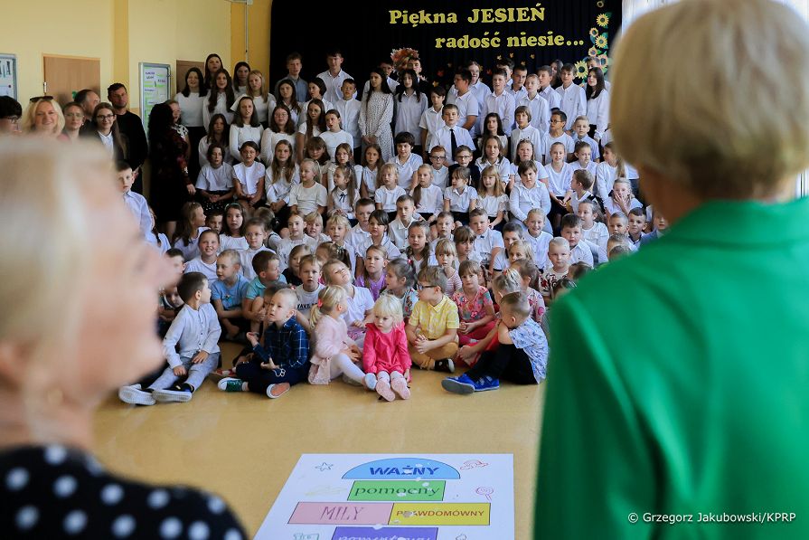 05_Agata_Kornhauser_Duda_Szkola_Nowa_Wies_20240920_GJA_1752.jpg
