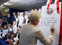 17_Agata_Kornhauser_Duda_szkola_przy_konsulacie_Nowy_Jork_20240924_GJB_8928.jpg