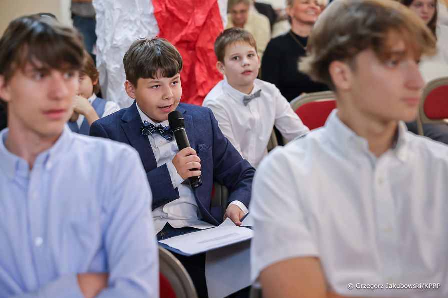 13_Agata_Kornhauser_Duda_szkola_przy_konsulacie_Nowy_Jork_20240924_GJB_8908.jpg
