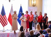 20_Agata_Kornhauser_Duda_Narodowe_Czytanie_konsulat_Nowy_Jork_20240924_GJB_7706.jpg