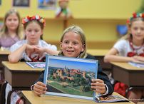 25_Agata_Kornhauser_Duda_szkola_Linden_20240925_GJA_5741.jpg