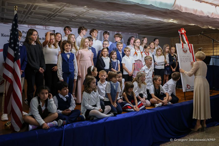16_Agata_Kornhauser_Duda_szkola_przy_konsulacie_Nowy_Jork_20240924_GJB_8922.jpg