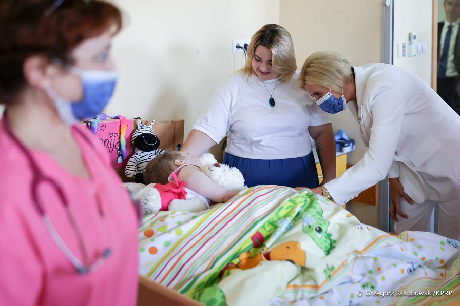 17_Agata_Kornhauser_Duda_Diana_Nausėdienė_Hospicjum_Malego_Ksiecia_20240905_GJB_4698.jpg