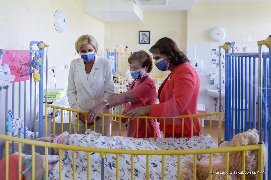 14_Agata_Kornhauser_Duda_Diana_Nausėdienė_Hospicjum_Malego_Ksiecia_20240905_GJB_4603.jpg