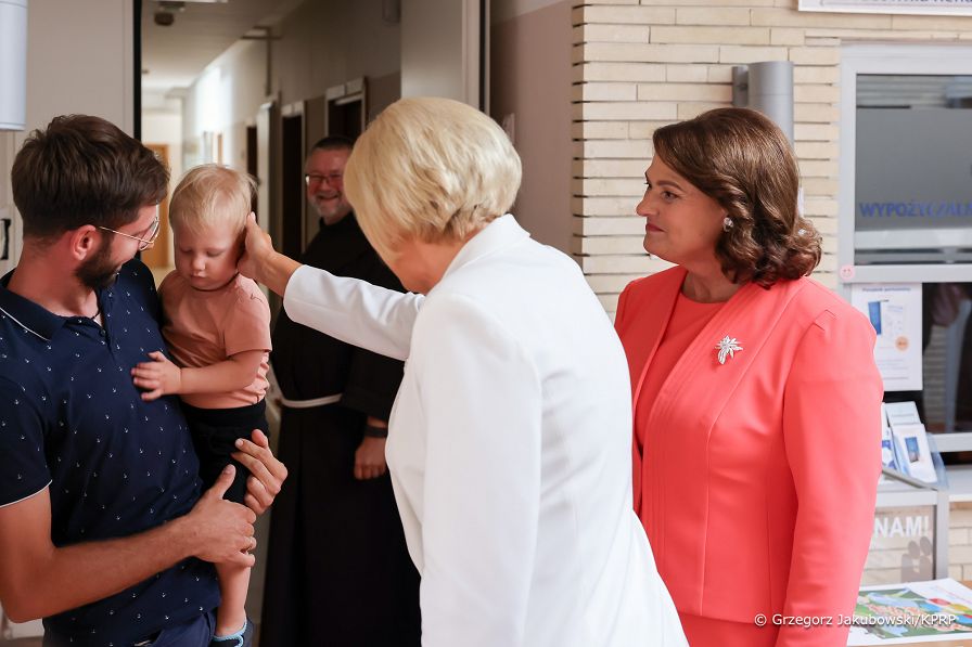 10_Agata_Kornhauser_Duda_Diana_Nausėdienė_Hospicjum_Malego_Ksiecia_20240905_GJB_4496.jpg