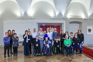 001_Agata_Kornhauser_Duda_spotkanie_Osrodek_Wsparcia_i_Rehabilitacji_Osob_Niepelnosprawnych_Warszawa_20250109_GJA_1043.jpg