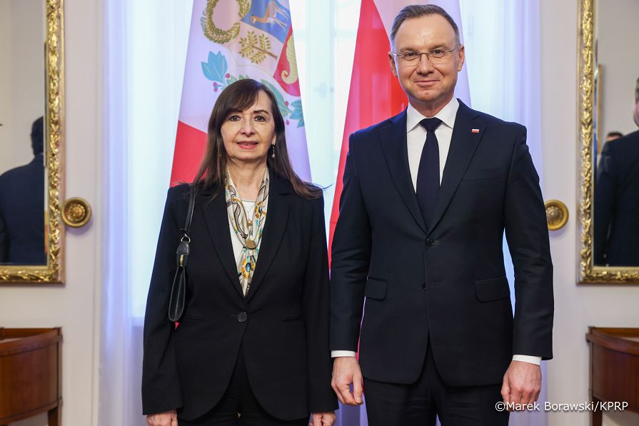 004_Andrzej_Duda_list_uwierzytelniający_ambasadorka_Peru_13-01-2025_MB2_7700.jpg.JPG