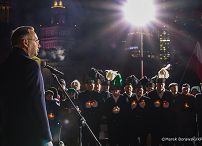 033_006_Andrzej_Duda_światło_wolności_krzyż_papieski_13-12-2024_MB1_0514.jpg.jpg