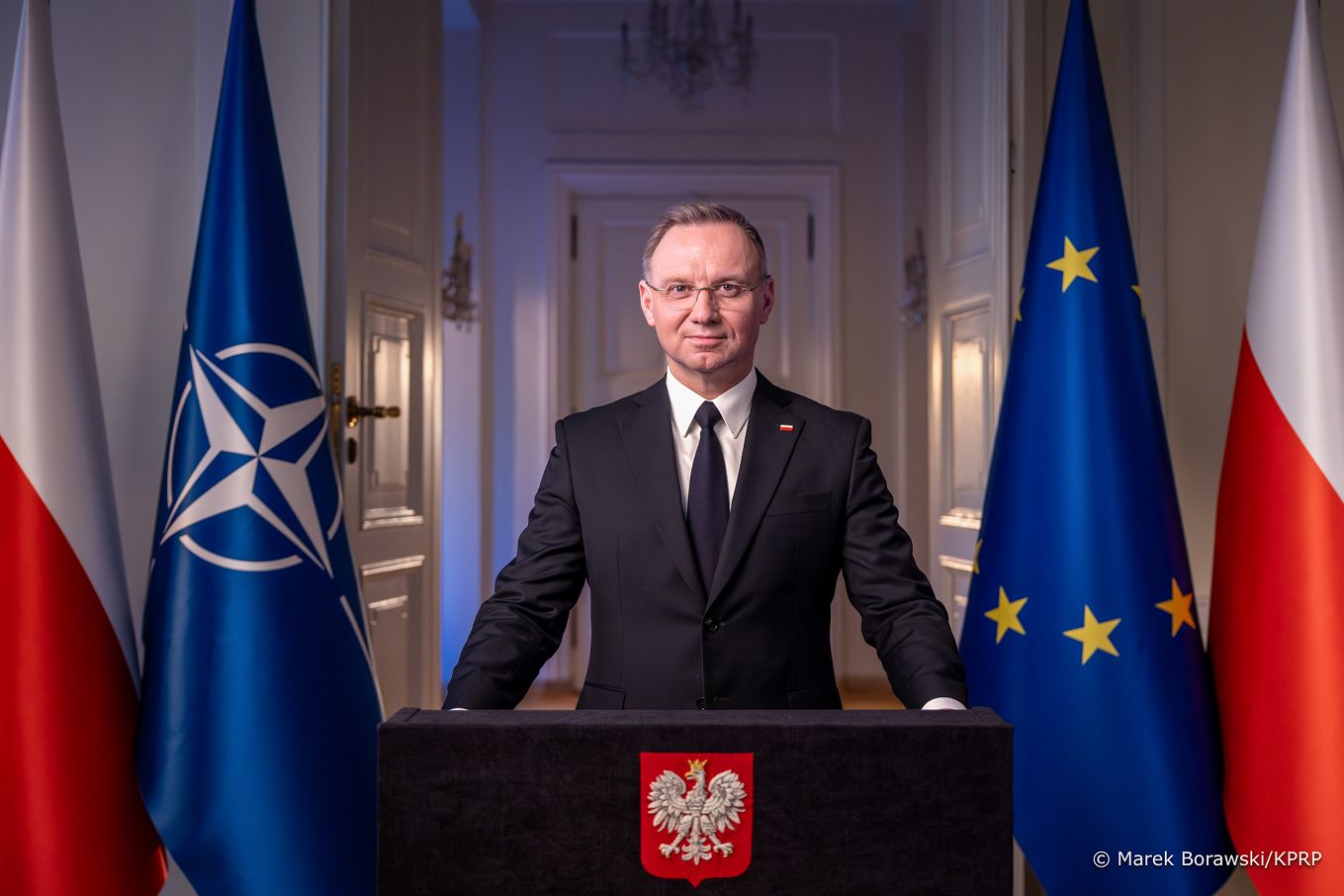 047_002_Prezydent_Andrzej_Duda_oredzie_noworoczne_20241220_MB2_4875-Poprawione-Szum 1.jpg