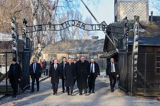 001_Prezydent_Andrzej_Duda_Auschwitz_80_rocznica_wyzwolenia_obozu_20250127_MB2_1579.jpg
