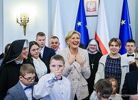 dodatkowe_001__Agata_Kornhauser_Duda_podopieczni_domu_pomocy_społecznej_Tęczowy_Most_z_Ełku_22-01-2025_GJA_4266.jpg.JPG