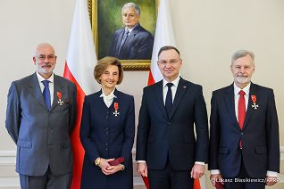 010_Andrzej_Duda_odznaczenia_członkowie_Rady_ds_Ochrony_Zdrowia_NRR_31-01-2025_LB_29627.jpg.JPG