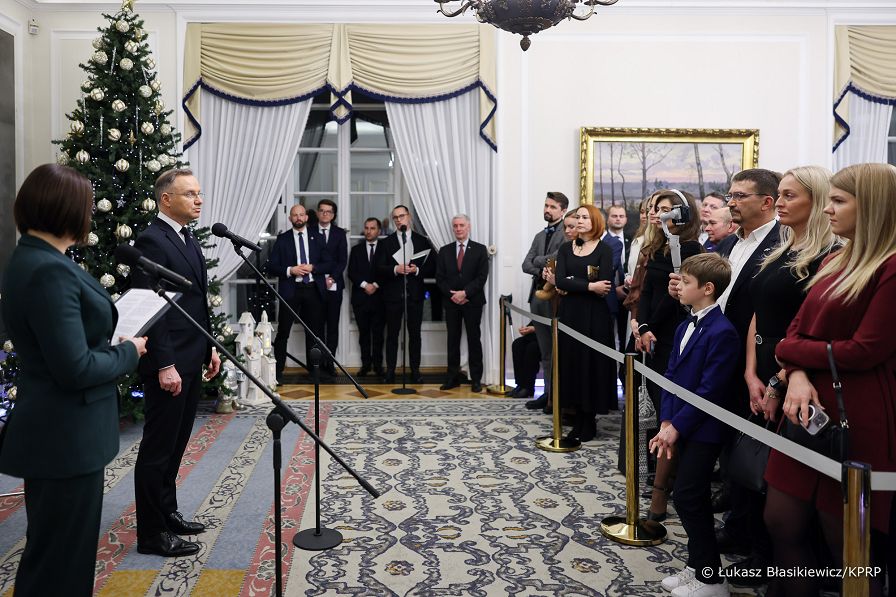 06_Andrzej_Duda_Swiatlana_Cichanousk_przedstawiciele_spolecznosci_bialoruskiej_20250109_LB_14841.jpg