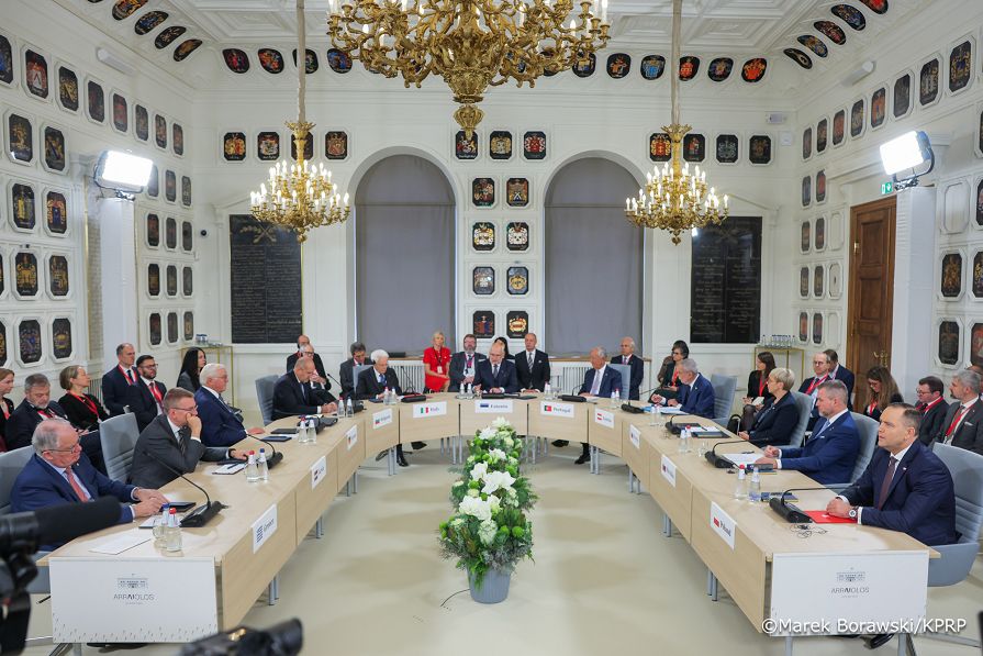 007_Prezydent_Karol_Nawrocki_Wizyta_Estonia_Szczyt_Arraiolos_2025_10-10-2025_MB1_6221.jpg.JPG