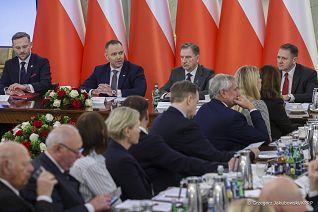 03_Karol_Nawrocki_Rada_Dialogu_Spolecznego_20251015_GJA_8878.jpg