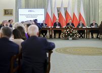 19_Karol_Nawrocki_Rada_Dialogu_Spolecznego_20251015_LB_28236.jpg
