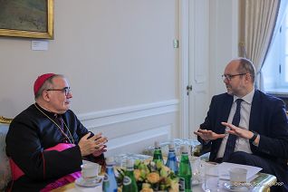 004_Minister_Marcin_Przydacz_spotkanie_Nuncjusz_Apostolski_Ks_Abp_Antonio_Guido_Filipazzi_20251015_MB1_6571.jpg