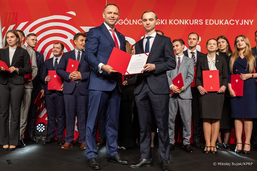 006_b_new_Prezydent_Karol_Nawrocki_Kongres_Przyszlosci_Narodowej_20251016_MWB21106.jpg