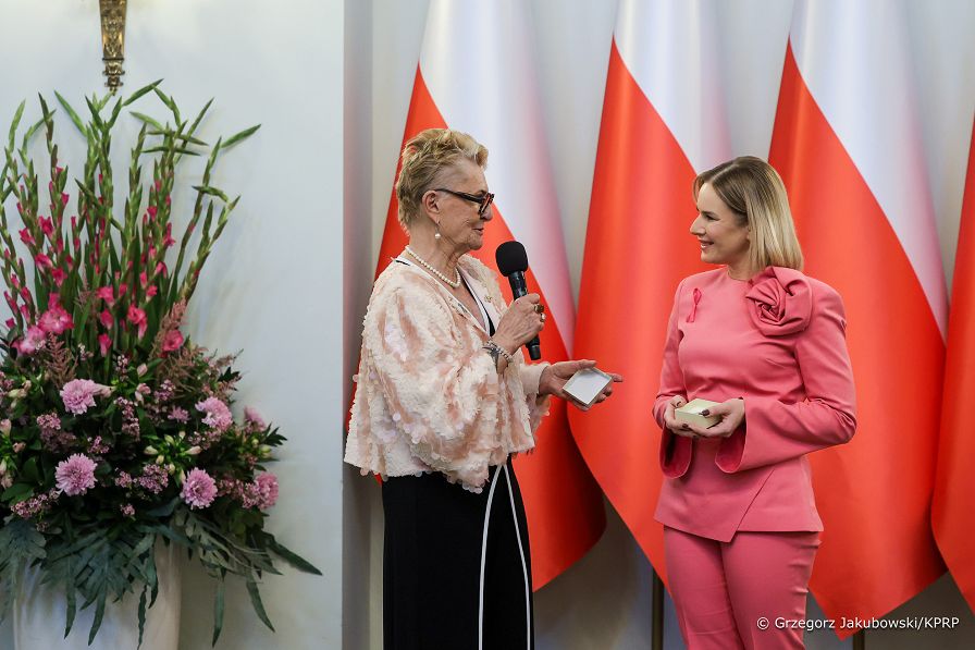 016_Prezydentowa_Marta_Nawrocka_spotkanie_Amazonki_20251016_GJ6_8769.jpg