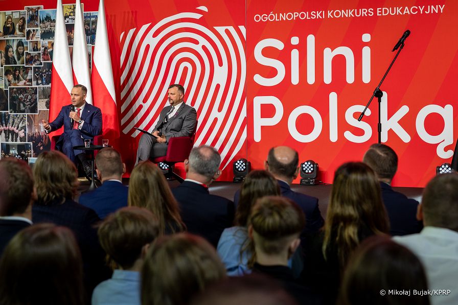 014_a_Prezydent_Karol_Nawrocki_Kongres_Przyszlosci_Narodowej_20251016_MWB21862.jpg