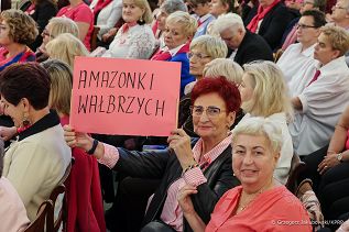 008_Prezydentowa_Marta_Nawrocka_spotkanie_Amazonki_20251016_GJ6_8640.jpg