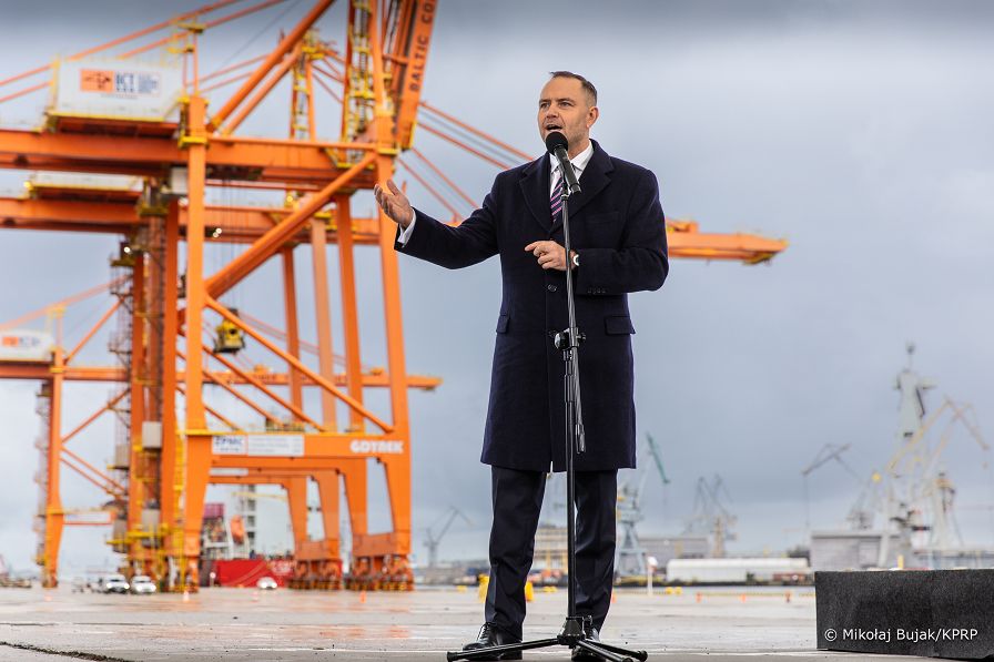 003_a_Prezydent_Karol_Nawrocki_wizyta_Gdynia_20251017_MWB24249.jpg