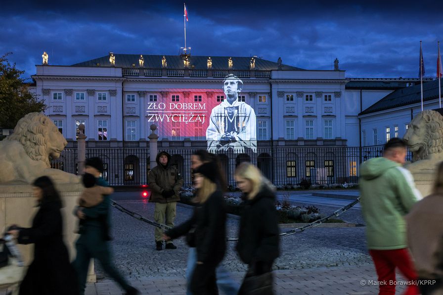 001_Iluminacja_Narodowy_Dzien_Pamieci_Duchownych_Niezlomnych _20251019_MB1_7455.jpg
