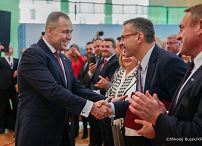 002_Prezydent_Karol_Nawrocki_Tomaszów_Lubelski_konferencja_Między_informacją_a_dezinformacją_21-10-2025_MWB29010.jpg.JPG