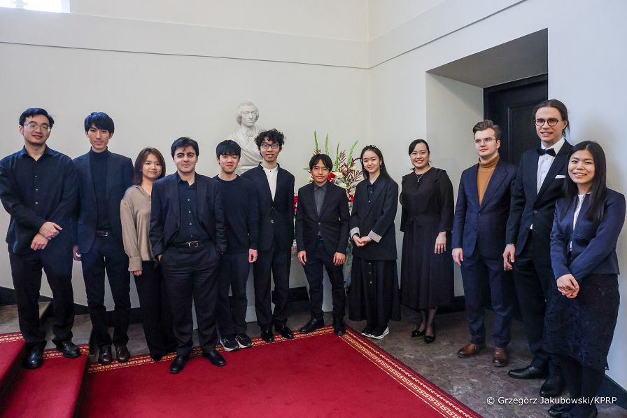 015_Para_Prezydencka_spotkanie_Laureaci_Finalisci_Jurorzy_konkursu_Chopinowskiego_20251022_GJA_2386.jpg
