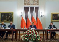 008_Prezydent_Karol_Nawrocki_spotkanie_przedstawiciele_przewoźników_22-10-2025_LB_12454.jpg.JPG