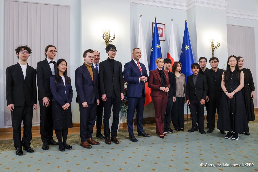 009_Para_Prezydencka_spotkanie_Laureaci_Finalisci_Jurorzy_konkursu_Chopinowskiego_20251022_GJA_1309.jpg