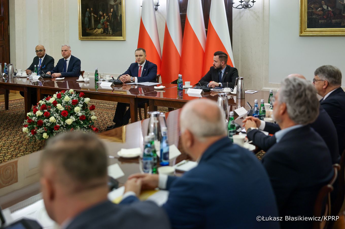 005_Prezydent_Karol_Nawrocki_spotkanie_przedstawiciele_przewoźników_22-10-2025_LB_12473.jpg.JPG