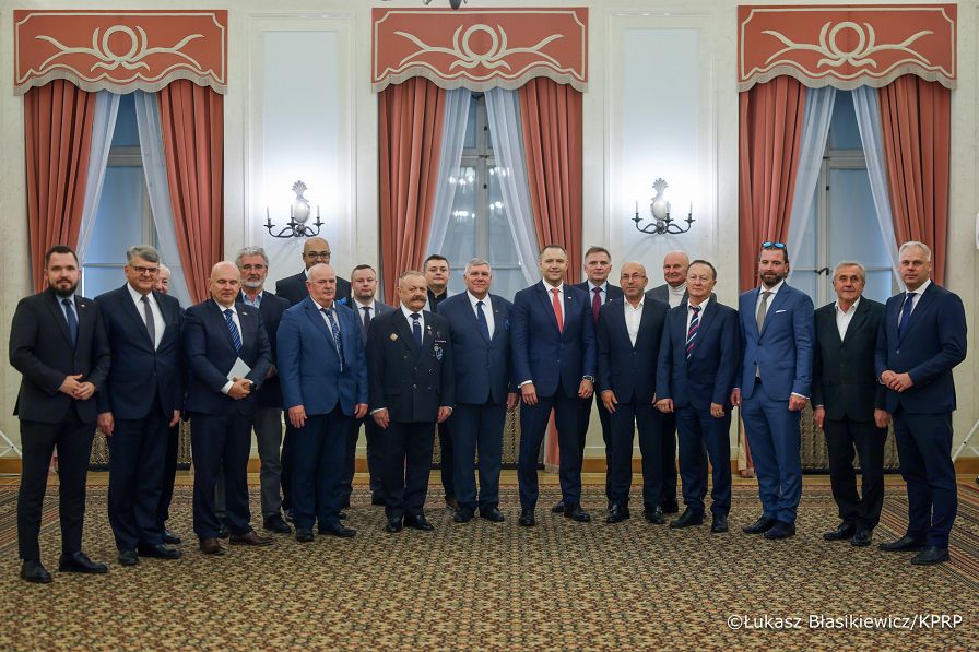 014_Prezydent_Karol_Nawrocki_spotkanie_przedstawiciele_przewoźników_22-10-2025_LB_12703.jpg.JPG