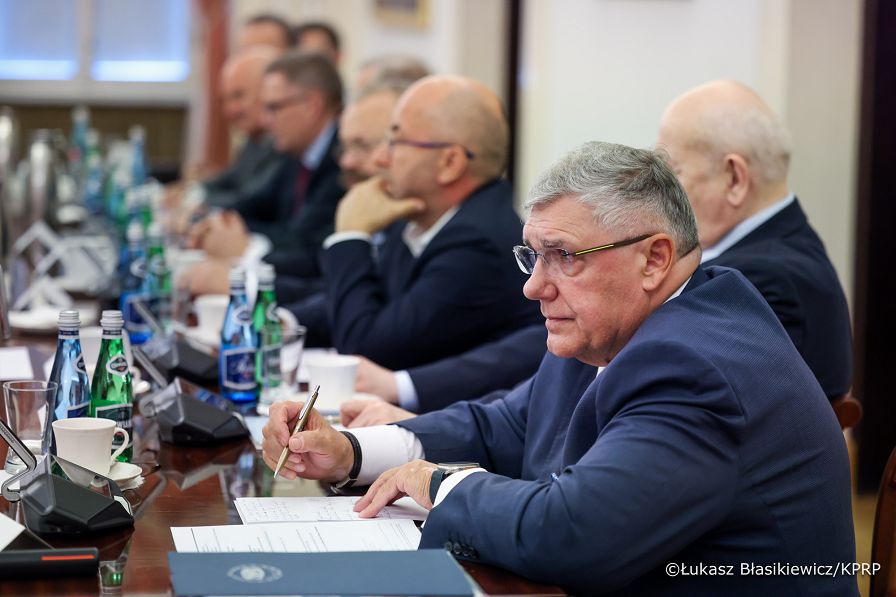 007_Prezydent_Karol_Nawrocki_spotkanie_przedstawiciele_przewoźników_22-10-2025_LB_29264.jpg.JPG
