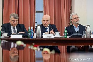 004_Prezydent_Karol_Nawrocki_spotkanie_przedstawiciele_przewoźników_22-10-2025_LB_29234.jpg.JPG